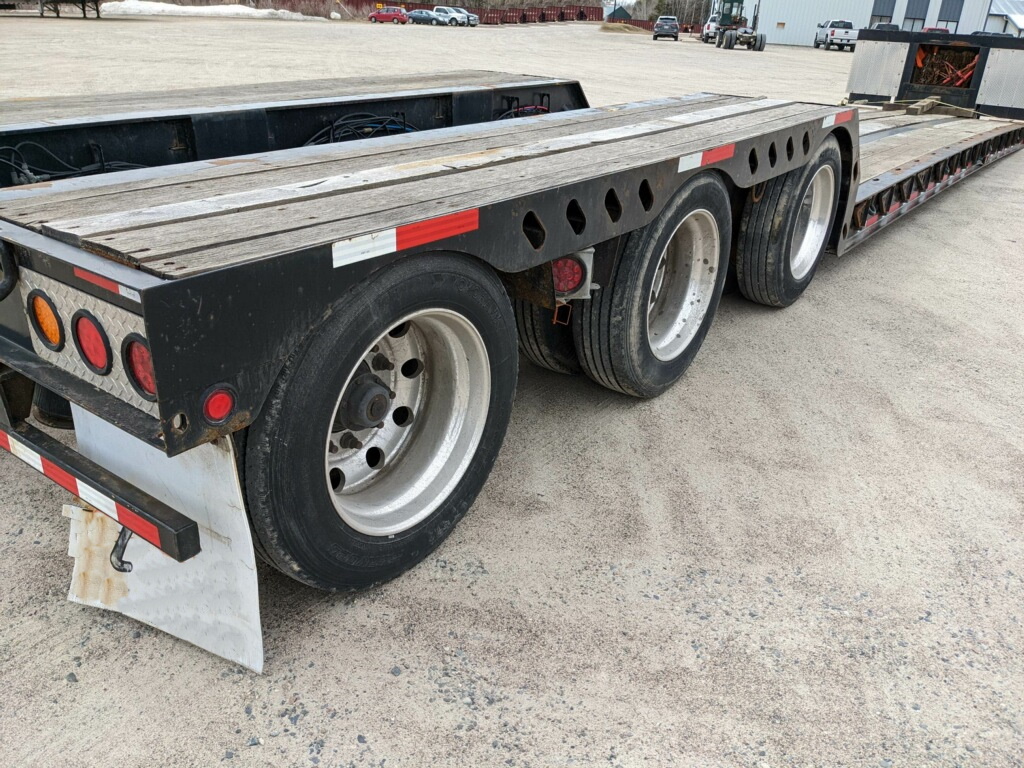 46129 : 2012 XL Specialized 35 Ton RGN Trailer